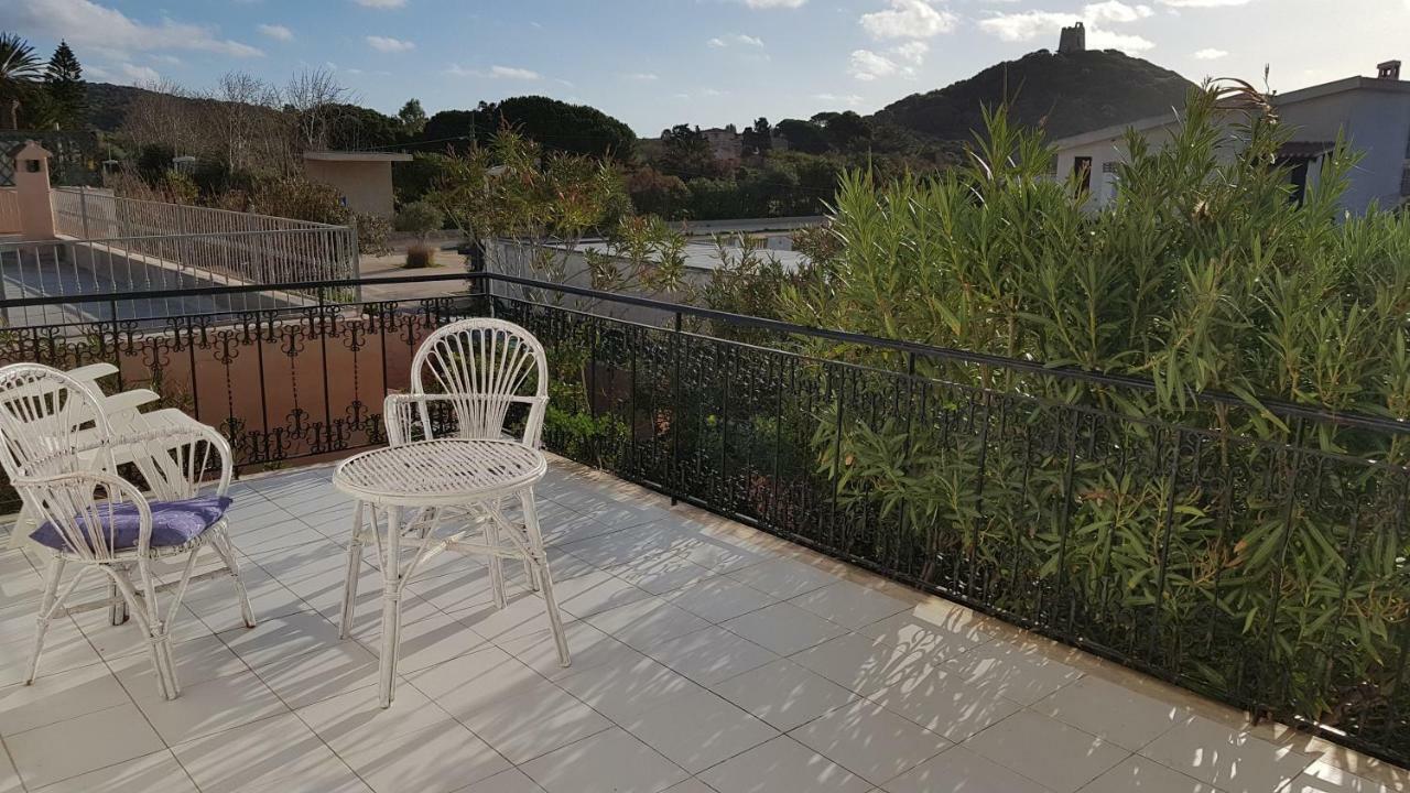 Villa Sul Mare A Chia Domus De Maria Exterior photo
